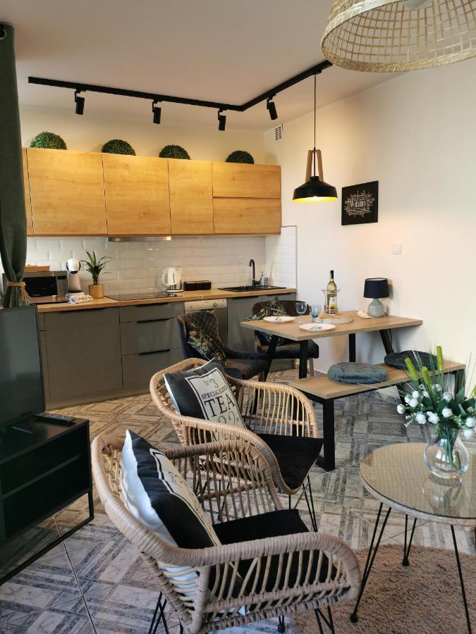 Apartament Kolobrzeg Starowka Welcome Home Bagian luar foto